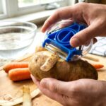 Multi-Function 3-in-1 Kitchen Peeler (1 Pc) - Image 3