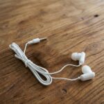 Classic Wired In-Ear Earphones with 3.5mm Audio Jack (1 Pc) - Image 6