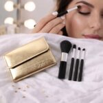4 in 1 Professional Makeup Brush Set with Premium Storage Pouch (1 Pc) - Image 7