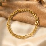 Classic Gold Finish Chain Link Bracelet for Men and Women (1 Pc) - Image 5
