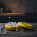 Premium Round Ice Cube Tray with Lid (1 Pc) - Image 3