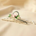 Elegant Floral Pearl Chain Hair Claw Clip (1 Pc) - Image 6