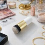 Professional Makeup Face Brush (1 Pc) - Image 4