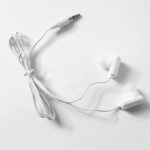 Classic Wired In-Ear Earphones with 3.5mm Audio Jack (1 Pc) - Image 5