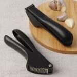 Manual Garlic Press Crusher Tool (1 Pc) - Image 3