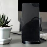 Car-Vent Mobile Holder Easy To Hold Smartphone - Image 4