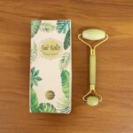 Premium Dual Head Jade Stone Face Roller & Gua Sha Massage Tool Set (1 Pc) - Image 9