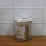 Airtight Lock & Seal Transparent Kitchen Storage Container (1100 ML) - Image 9
