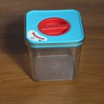 Lock & Seal Airtight Food Storage Container (Approx. 1000 ml) - Image 9