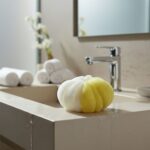 Dual Color Soft Mesh Bath Loofah Body Scrubber (1 Pc) - Image 4