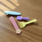 Cute Multi Design Hair Clips (4 Pc) - Image 7