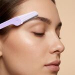 Eyebrow facial hair razor with 3 Replaceable Blades - Image 3