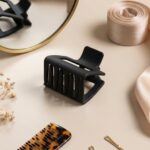 Premium Matte Finish Strong Hold Hair Claw Clip (1 Pc) - Image 3