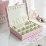 Premium Jewellery Organizer Storage Box (1 Pc) - Image 3
