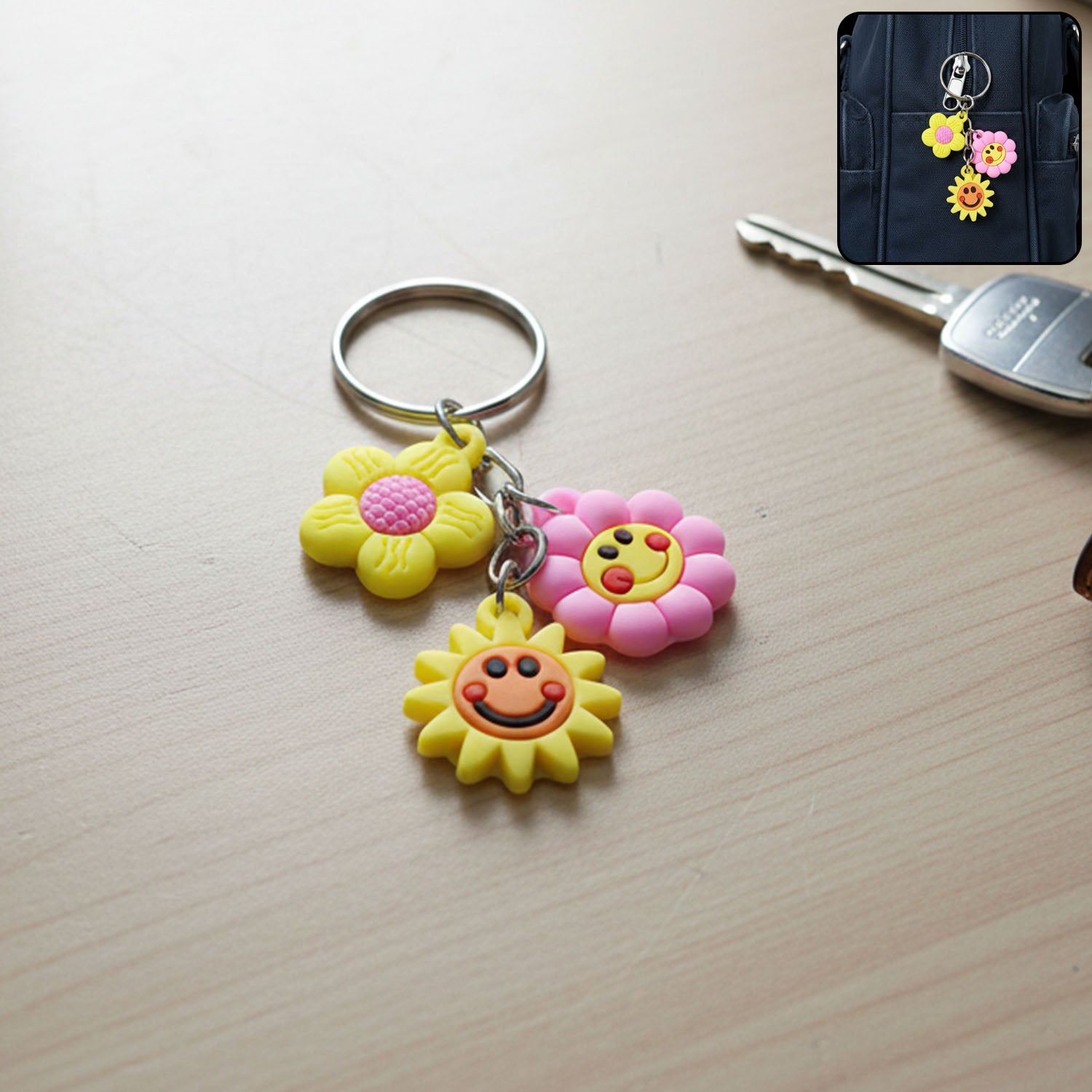 Keychain1-WOSKU-01_8a9104f5-d5ce-4cf4-9fea-b63a4068d160.jpg Cute Flower & Smiley Face Cartoon Keychain (1 Pc) - Image 1