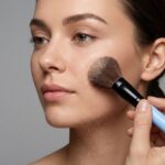 4-in-1 Professional Makeup Brush Set (1 Pc) - Image 4