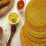 Maniarr's Methi Khakhra Wheat Chips (200 Gm) - Image 2