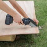 Cordless Mini Electric Chainsaw with Rechargeable Battery (1 Set) - Image 9