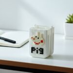 Decorative Pixel Art Style Desk Pen Holder (1 Pc) - Image 3