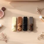 Elegant Bow Design Hair Clips Set (4 Pc) - Image 3