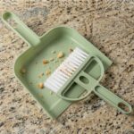 2-in-1 Handheld Cleaning Dustpan - Image 7