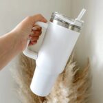 Premium Stainless Steel Vacuum Insulated Travel Mug Tumbler  (890ML / 1 Pc / Mix Color) - Image 7