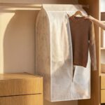 Hanging Garment Storage Cover (100 × 50 cm) - Image 4