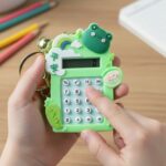 Cute Frog Cartoon Calculator Keychain with Mini Digital Display (1 Pc) - Image 4