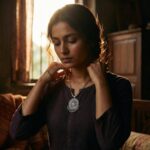 Antique Silver-Tone Oxidized Floral Mandala Pendant Necklace (1 Pc) - Image 4